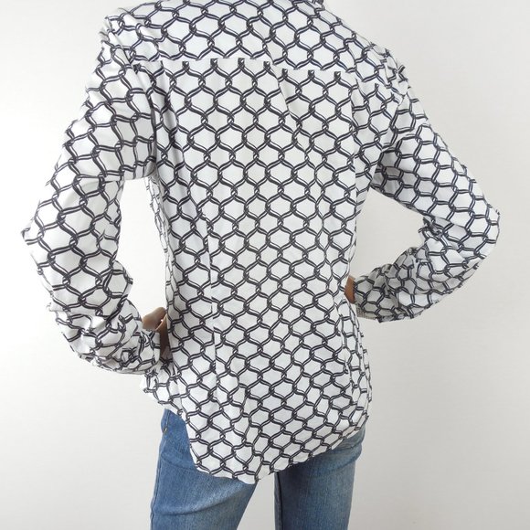 TALBOTS Top M/10 Button Down Blouse Black/White Print Stretch Shirt Casual - Picture 6 of 10